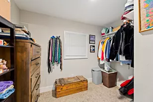 935 La Posada Dr, Austin, TX 78752 - Photo 23