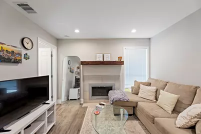 935 La Posada Drive #128, Austin, TX 78752 - Photo 9