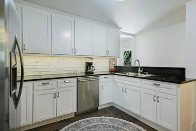 605 Deep Eddy Avenue, Austin, TX 78703 - Photo 9