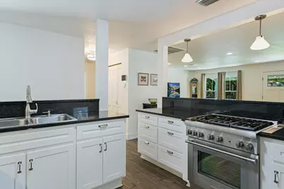 605 Deep Eddy Avenue, Austin, TX 78703 - Photo 7