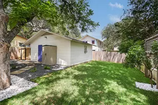 605 Deep Eddy Ave, Austin, TX 78703 - Photo 19