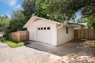605 Deep Eddy Ave, Austin, TX 78703 - Photo 21
