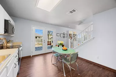 2902 Hill View Cove, Round Rock, TX 78664 - Photo 13