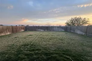 502 Thunderstorm Ave, Lockhart, TX 78644 - Photo 31