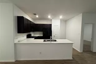 502 Thunderstorm Ave, Lockhart, TX 78644 - Photo 9