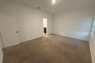 502 Thunderstorm Ave, Lockhart, TX 78644 - Photo 15