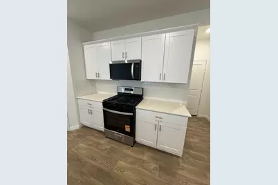 311 Yellowstone Drive, Kyle, TX 78640 - Photo 5