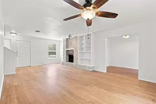 10010 Wildflower Ln, Austin, TX 78733 - Photo 7