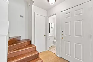 10010 Wildflower Ln, Austin, TX 78733 - Photo 3