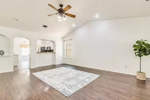 158 Hogan, Kyle, TX 78640 - Photo 3