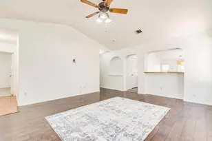 158 Hogan, Kyle, TX 78640 - Photo 5