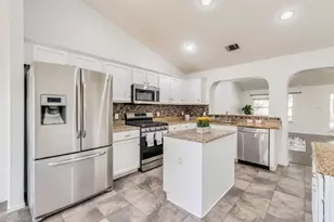 158 Hogan, Kyle, TX 78640 - Photo 7