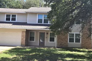2800 Norfolk Dr, Austin, TX 78745 - Photo 3