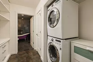 360 Nueces St, Austin, TX 78701 - Photo 11