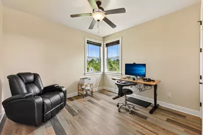 1185 Springdale Road, Austin, TX 78721 - Photo 15
