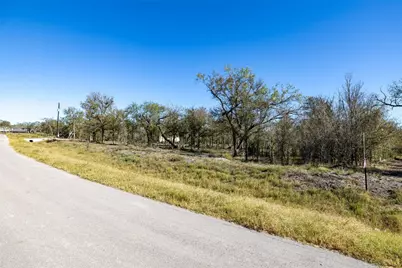 137 Baylen Clifton Lane, Lockhart, TX 78644 - Photo 15