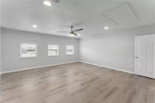 707 E Central Dr, Georgetown, TX 78628 - Photo 15