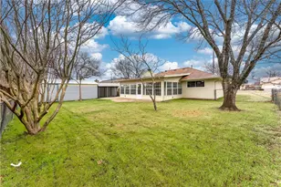 707 E Central Dr, Georgetown, TX 78628 - Photo 25