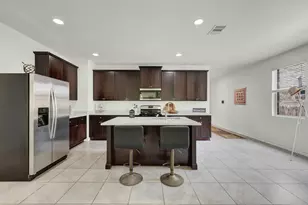 216 Mary Max Cir, San Marcos, TX 78666 - Photo 5