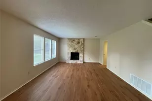 8116 Pilgrims Pl, Austin, TX 78759 - Photo 3