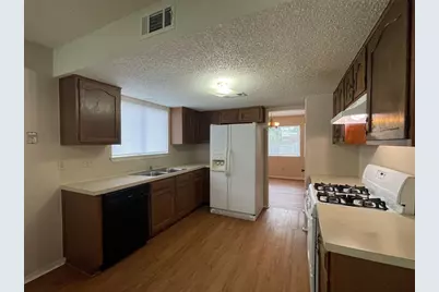 8116 Pilgrims Place, Austin, TX 78759 - Photo 11