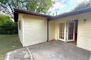 5213 Halmark Dr, Austin, TX 78723 - Photo 27