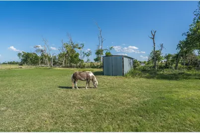 3007 County Road 303, Jarrell, TX 76537 - Photo 19