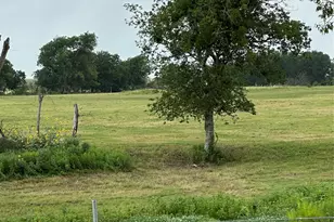 3007 County Rd 303, Jarrell, TX 76537 - Photo 31