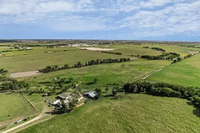3007 County Road 303, Jarrell, TX 76537 - Photo 23