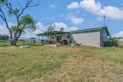 3007 County Road 303, Jarrell, TX 76537 - Photo 15