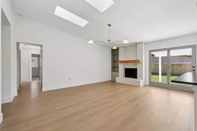 10424 Quail Ridge Drive, Austin, TX 78758 - Photo 11