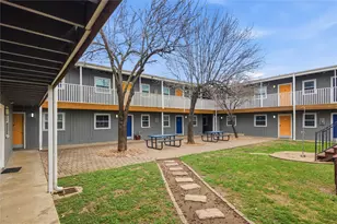 2401 Manor Rd, Austin, TX 78722 - Photo 25