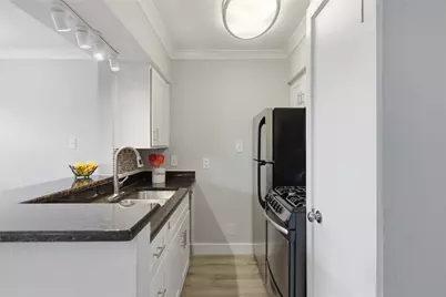 2401 Manor Road #232, Austin, TX 78722 - Photo 7
