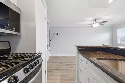 2401 Manor Road #232, Austin, TX 78722 - Photo 9