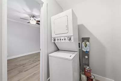 2401 Manor Road #232, Austin, TX 78722 - Photo 15