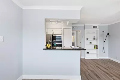 2401 Manor Road #232, Austin, TX 78722 - Photo 5