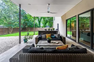 1703 Dexter St, Austin, TX 78704 - Photo 21