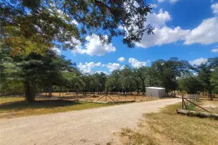 4319 Co Rd 455, Thorndale, TX 76577 - Photo 17