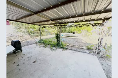 305 Highland Drive, Burnet, TX 78611 - Photo 15