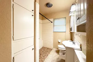305 Highland Dr, Burnet, TX 78611 - Photo 9
