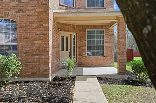 12621 Waynespur Ln, Elgin, TX 78621 - Photo 3