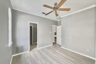 3111 Tom Green St, Austin, TX 78705 - Photo 9