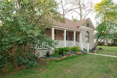 1202 Pecan Street, Bastrop, TX 78602 - Photo 7