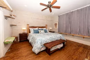 1202 Pecan St, Bastrop, TX 78602 - Photo 13