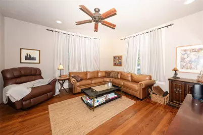 1202 Pecan Street, Bastrop, TX 78602 - Photo 11