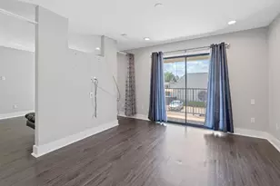 935 La Posada Dr, Austin, TX 78752 - Photo 9