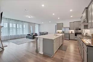 135 Independence Dr, Kyle, TX 78640 - Photo 13