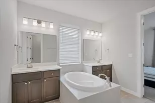 135 Independence Dr, Kyle, TX 78640 - Photo 27