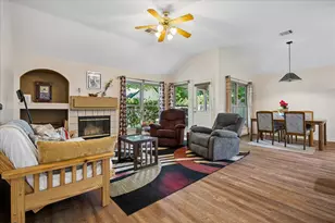 111 Finch Ln, Georgetown, TX 78626 - Photo 9