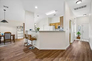 111 Finch Ln, Georgetown, TX 78626 - Photo 15
